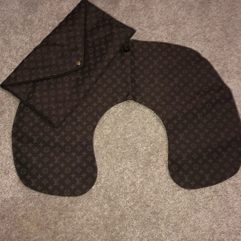 Louis Vuitton VIP Satin Inflatable Neck Pillow